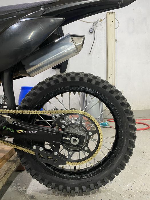 Продам эндуро 250куб кросс