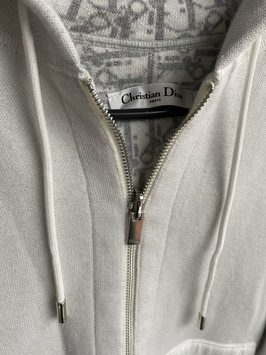 Hanorac cu doua fete nepurtat