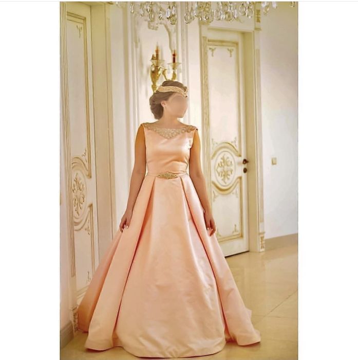 Вечернее платье