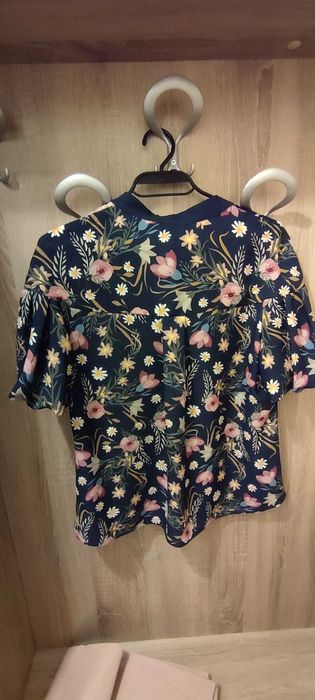 Риза в свежи цветове Юнона