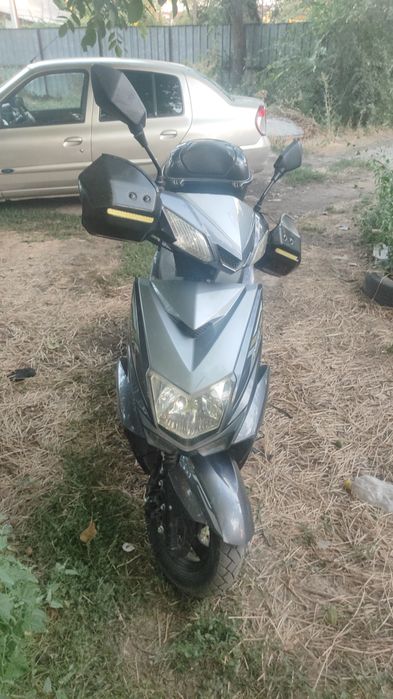 продам мопед м8 скутер