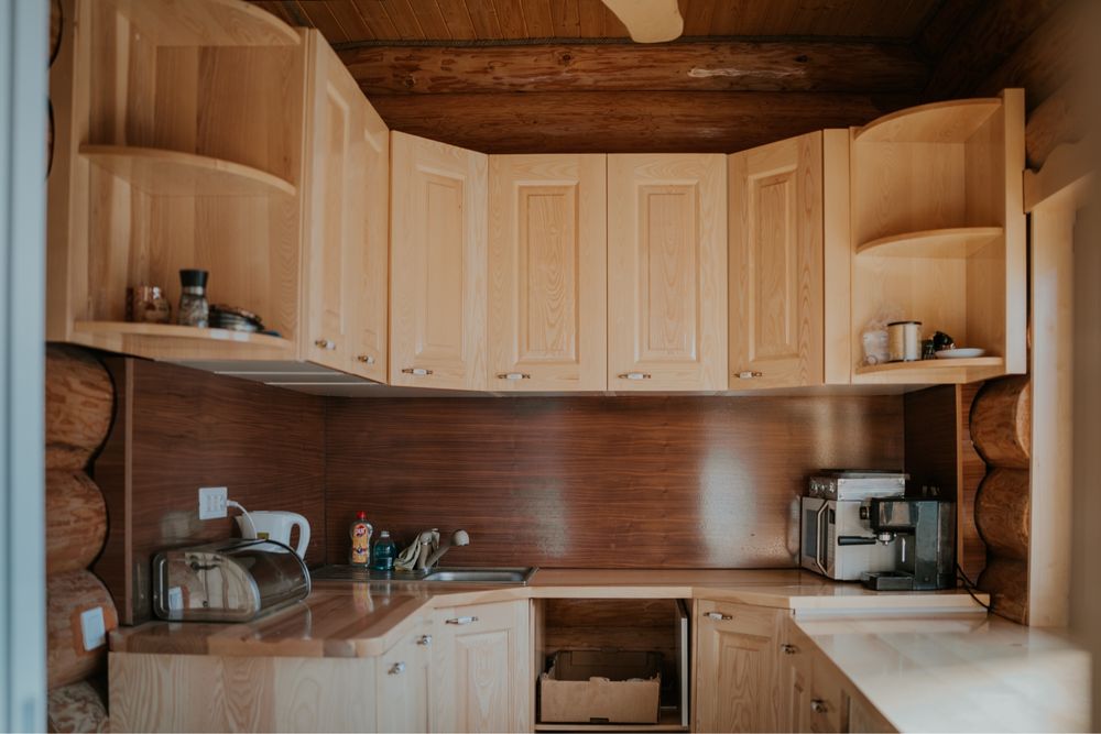 Cabana de inchiriat  DISPONIBIL DE PASTE SI 14 FEB!!