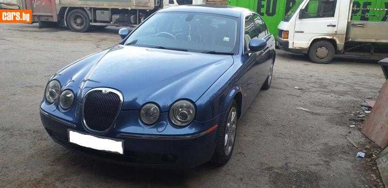 Jaguar S-Type 2,7 D на части.