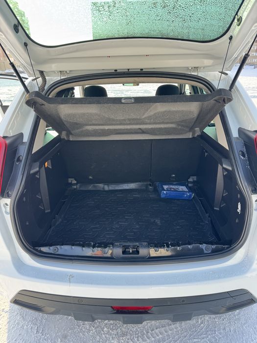 Продам Xray 2018 1.8л механика Торг