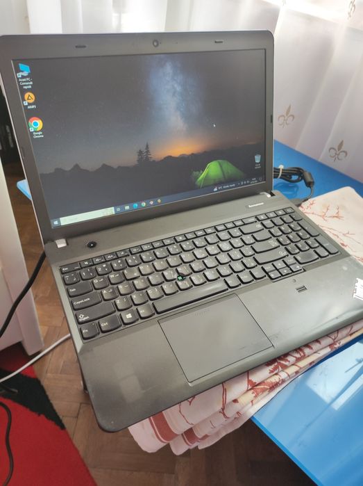 Laptopuri diferite modele