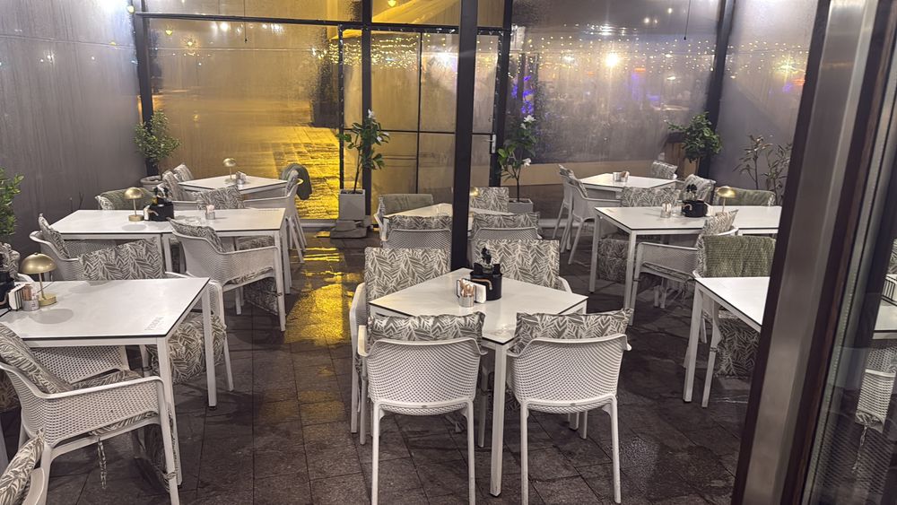 Vând afacere  la cheie !!! Restaurant în Piață Ovidiu