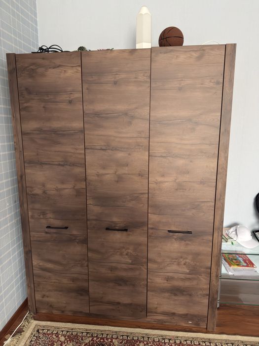 Продам спальный  гарнитур