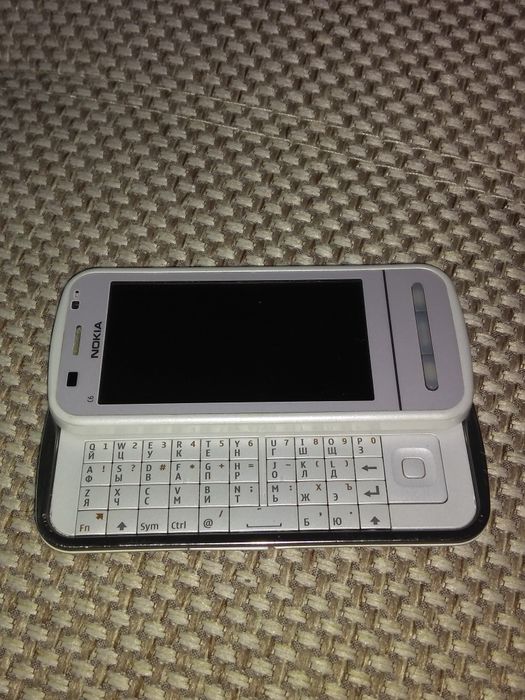 Продам смартфон Nokia C6-00 на запчасти