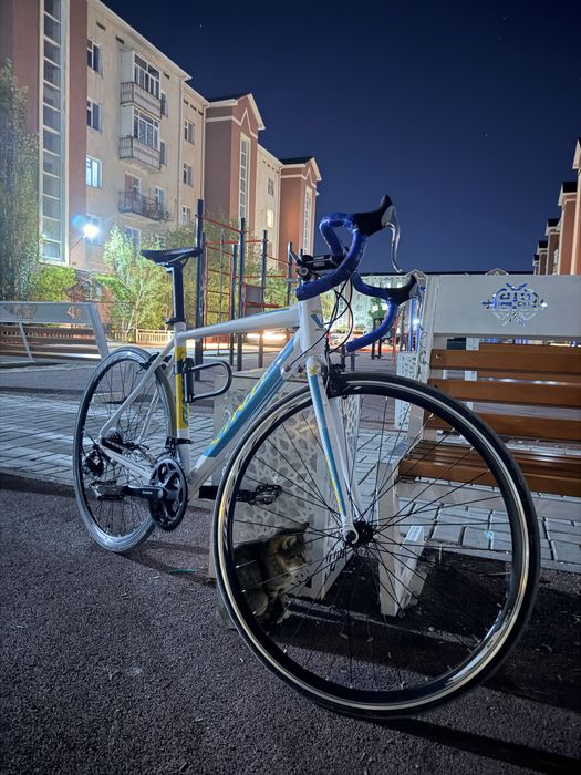 Шоссейный велосипед Vino Bike