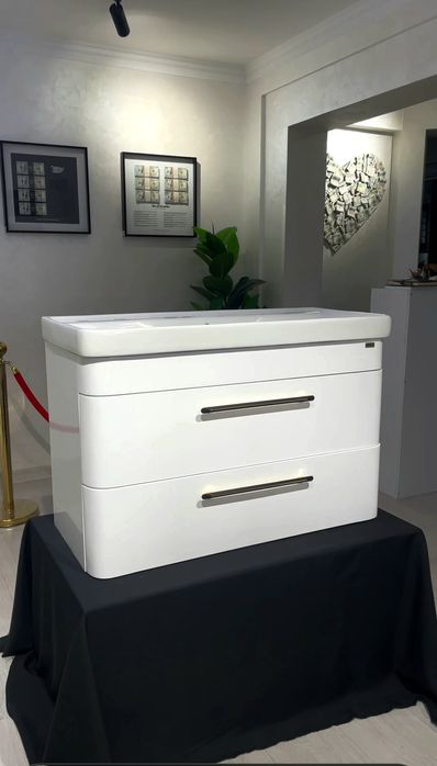 Pvc dan shoflar eshik qirralari aylana Шкафы закругленные для ванны