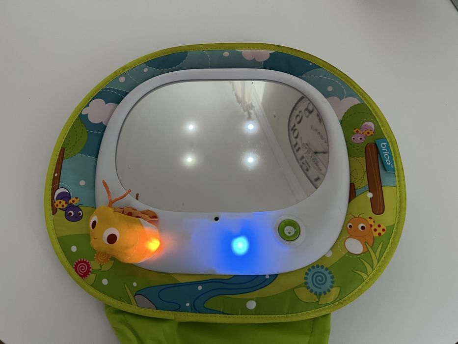 Oglinda auto bebe cu luminite si melodii