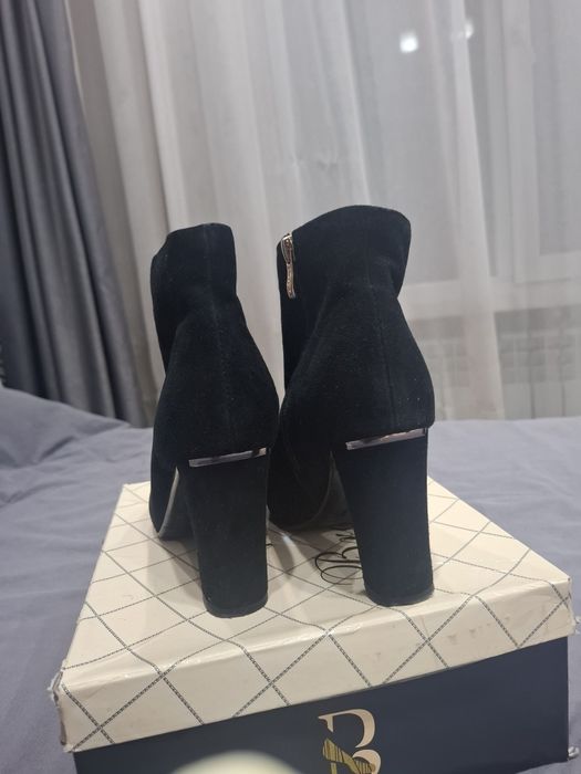 Продам ботильоны