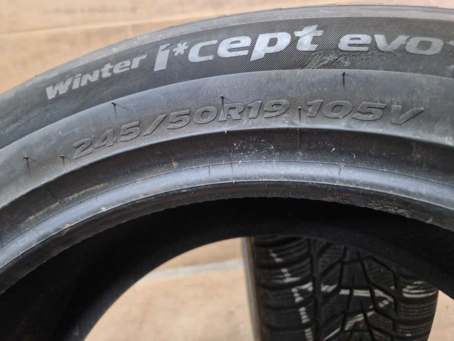 2 Hankook R19 245/50
зимни гуми
DOT3220
