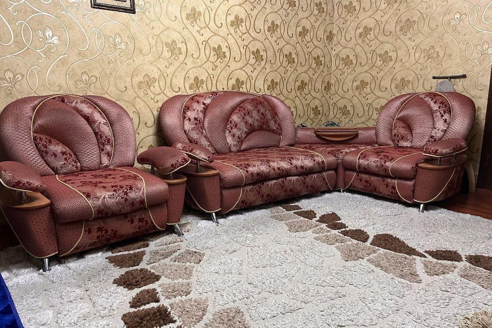 Продам мягкий уголок