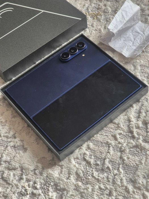 Продам Samsung Z Fold 7 512 gb