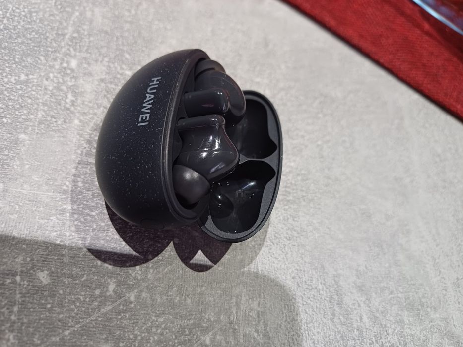 Casti Bluetooth Huawei buds 5i