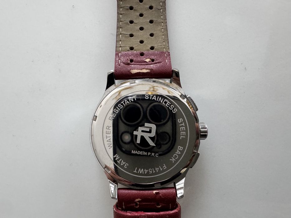 Продам часы мужские наручные