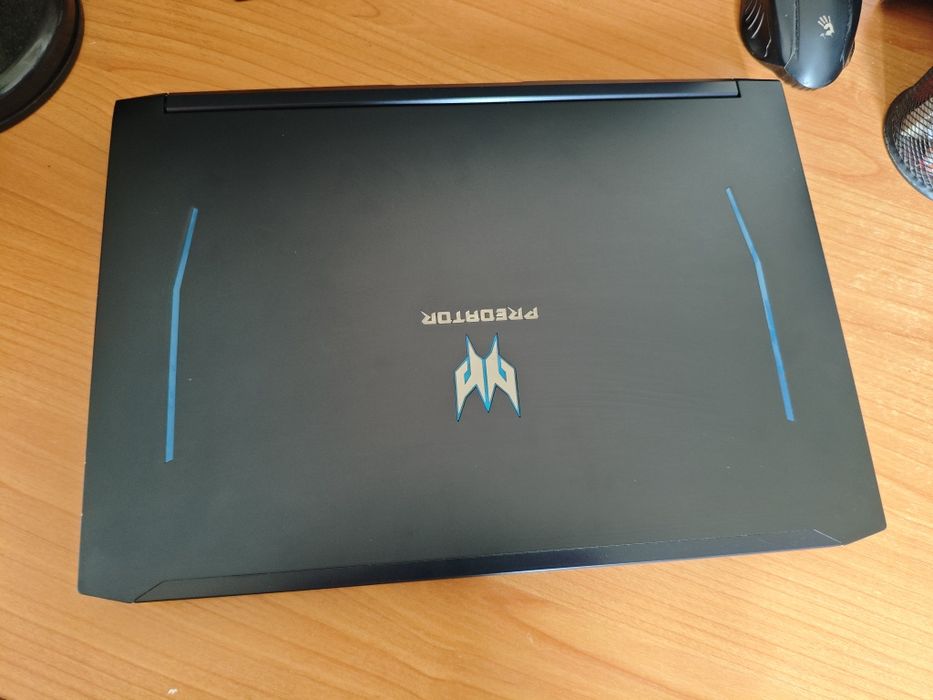 Продам Acer Predator Helios 300 (i7 9750H/ RTX 2060)