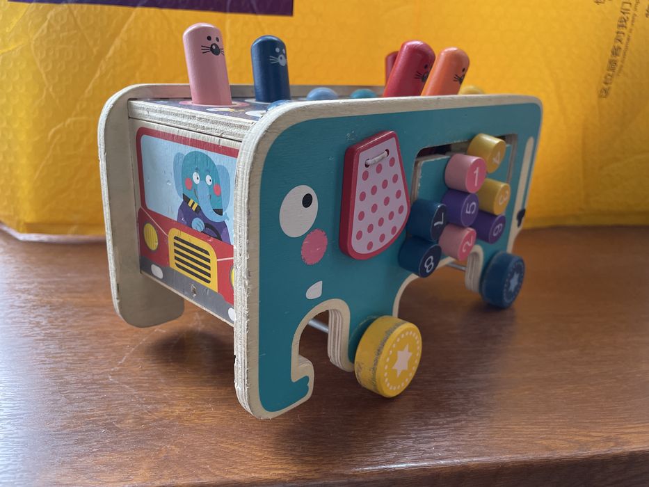 Деревянная развивающая игрушка