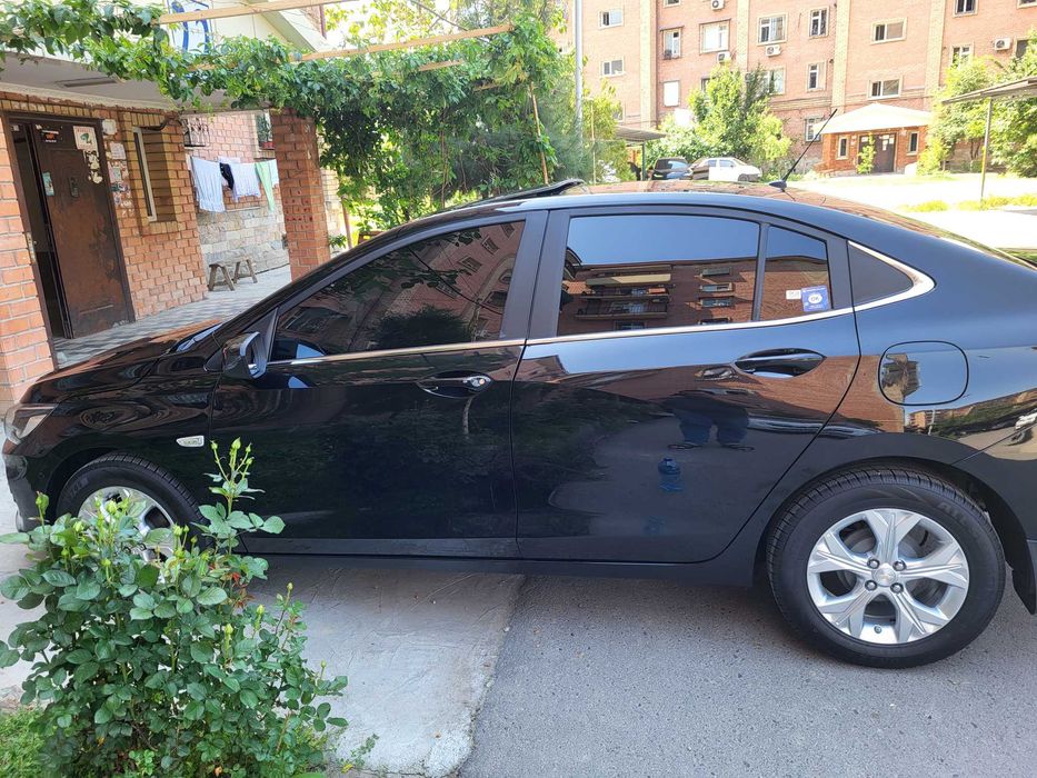 Chevrolet Onix 2026 — 4