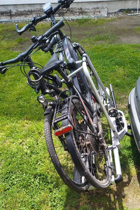 Suport 2 biciclete pe carlig Thule 902