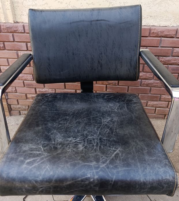 Парикмахерские кресла