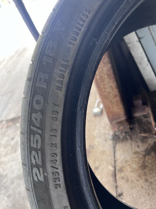 225/40/18-2броя 255/35/18-2броя спорт пакет РЪНФЛАТ!