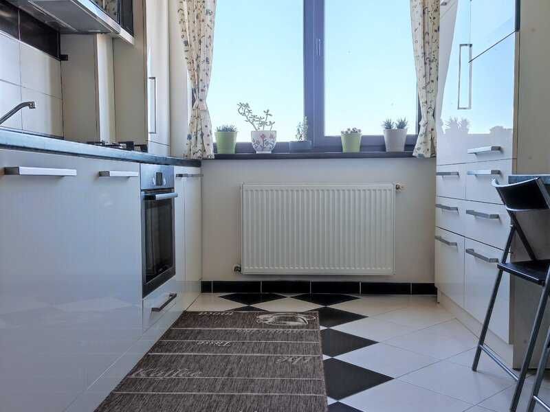 Inchiriere ap. 2 camere - Damaroaia (Pta. Presei-Herastrau) - 78mp