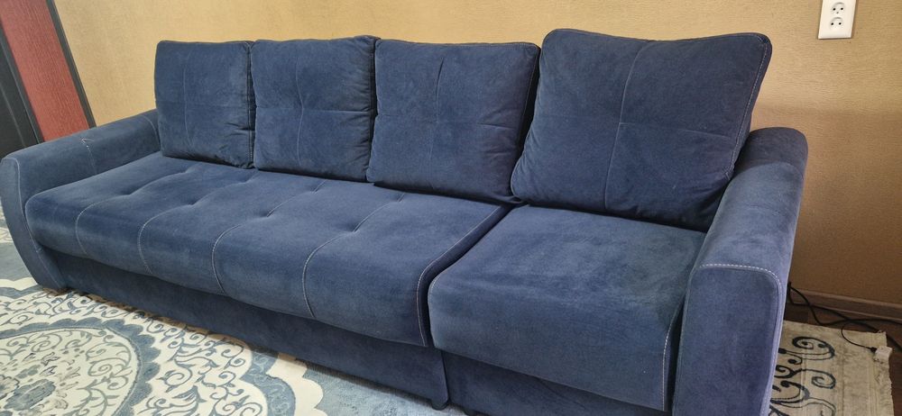 Продается диван в отличном состоянии
