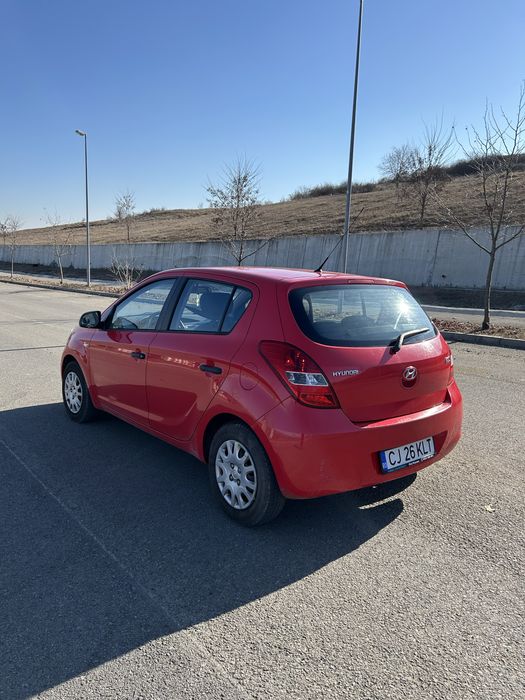 HYUNDAI i20 2010 — imagine 3