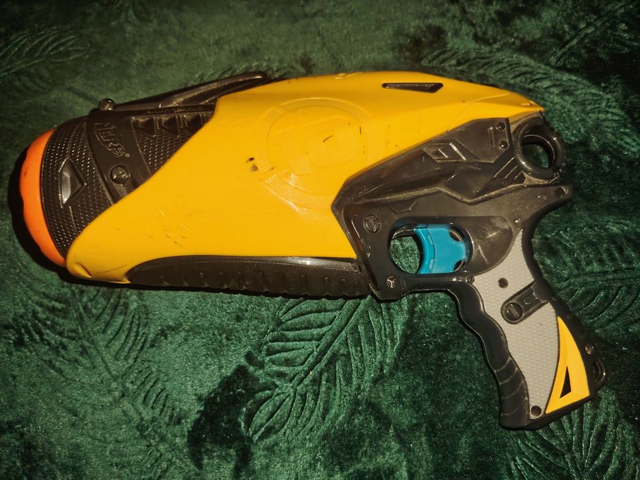 Vând Speedswarm de la Hasbro. La prețul de 50 de lei