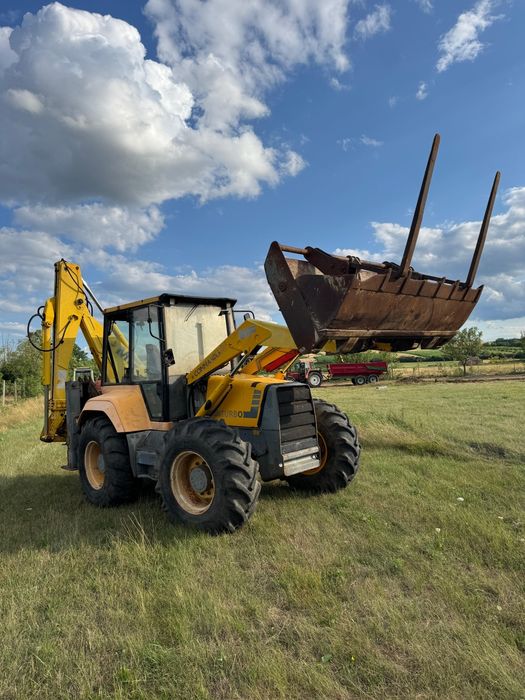 Buldoexcavator Mf 960 fermec 4x4 Crasna • OLX.ro