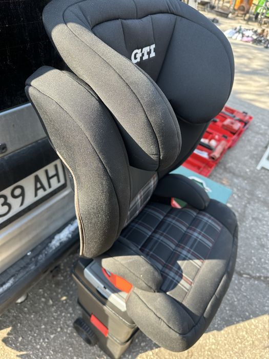 Детско столче VW GTI