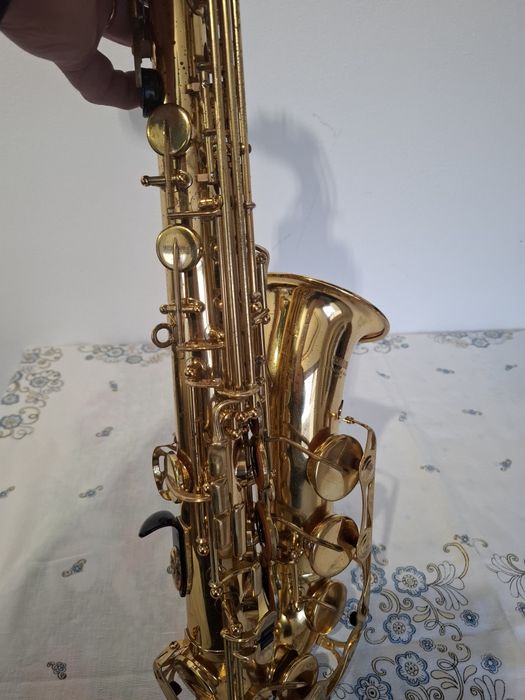 Instrumente muzicale de vânzare