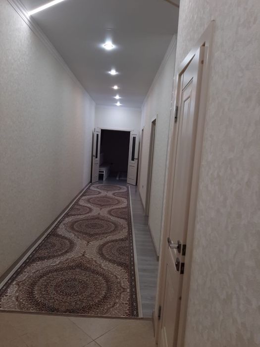 Продам трехкомнатную квартиру