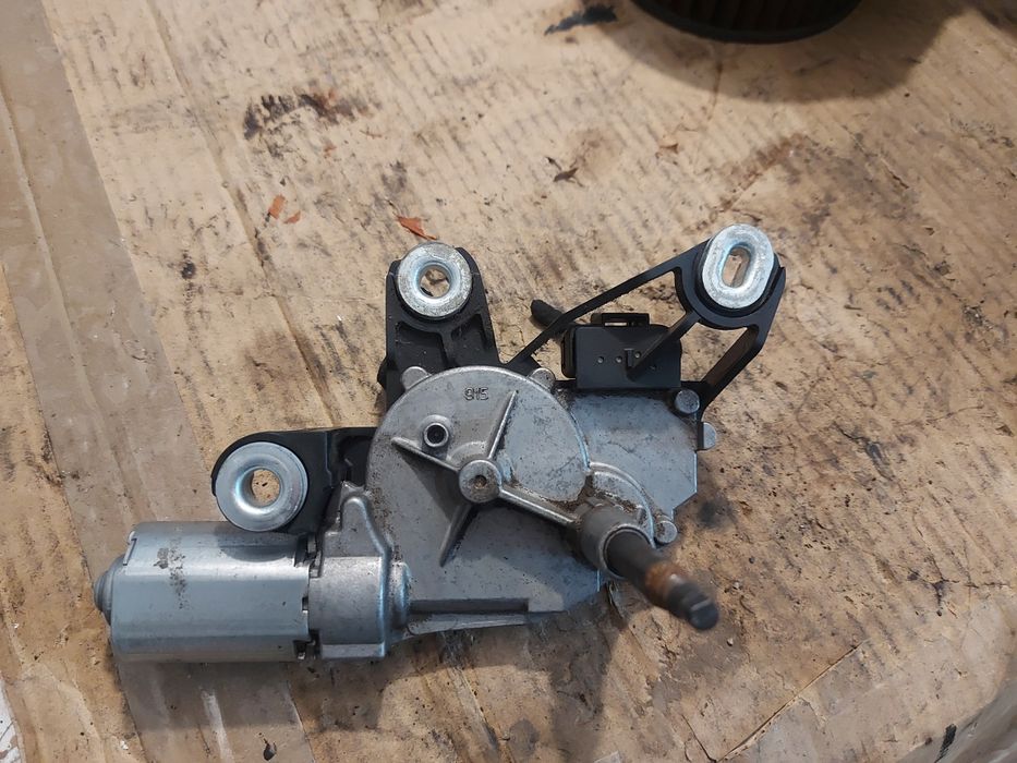 Моторче задна чистачка Фолксваген Туран / VW Touran