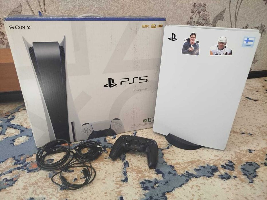 PlayStation 5 с дисководом