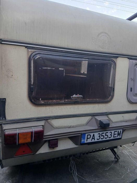 Продавам Каравана