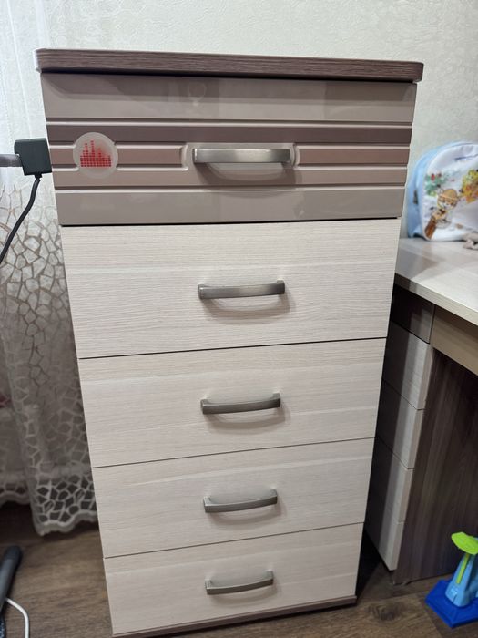 Детская мебель в спальню.