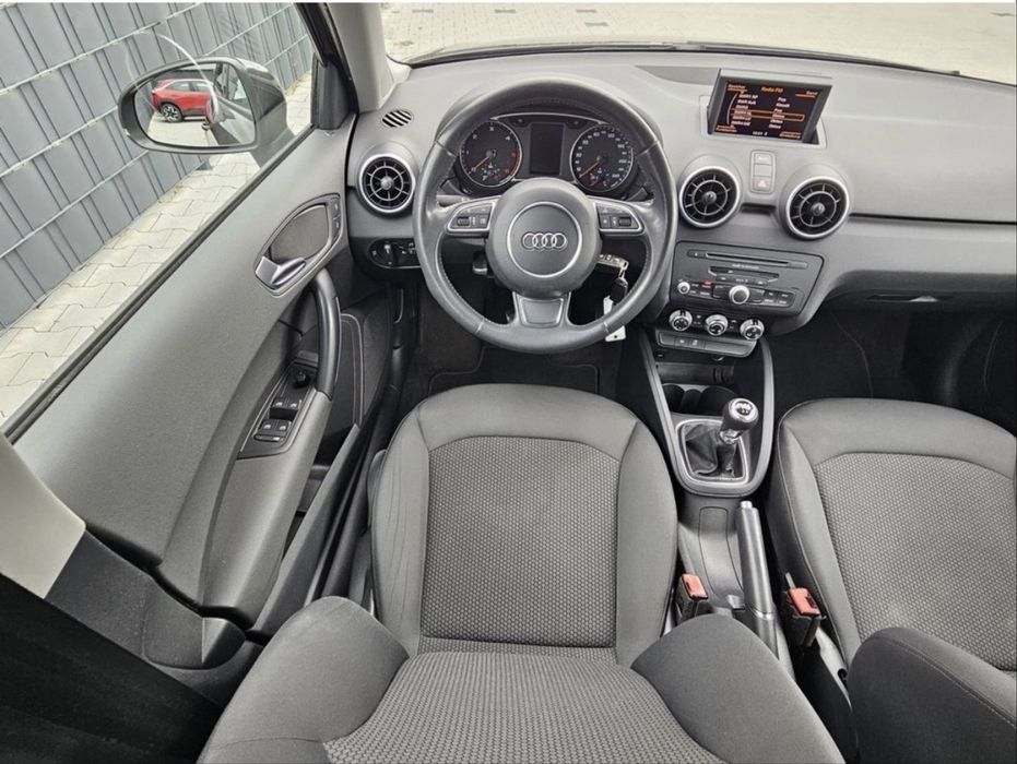 AUDI A1 an 2013 motor 1,6tdi INMATRICULAT