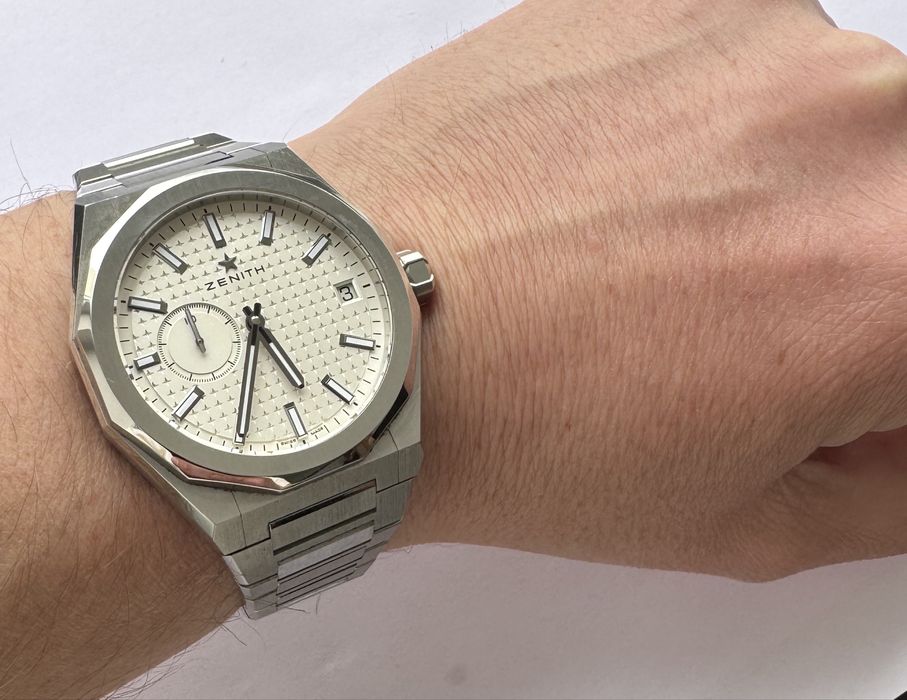 Часовник Zenith skyline