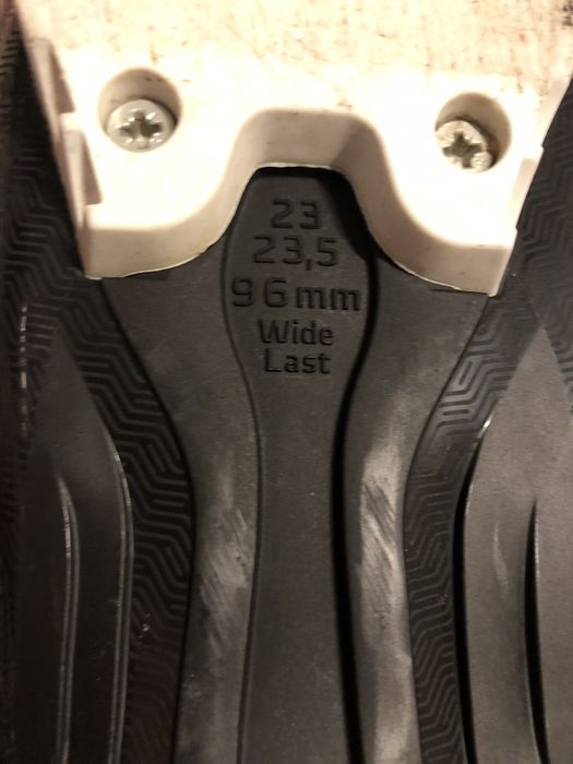 Clapari damă Atomic Hawx Magna 85