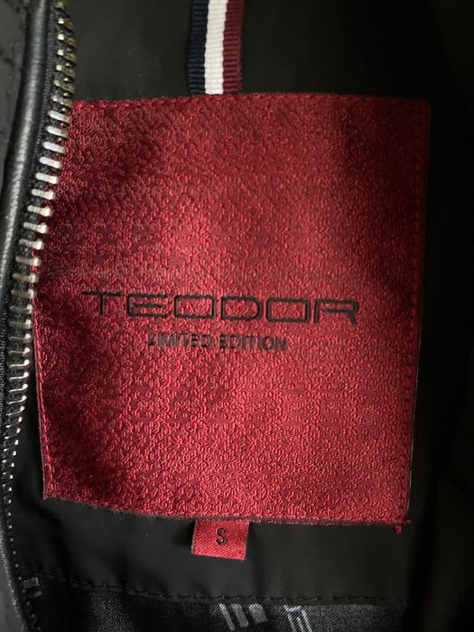 Мъжко яке TEODOR