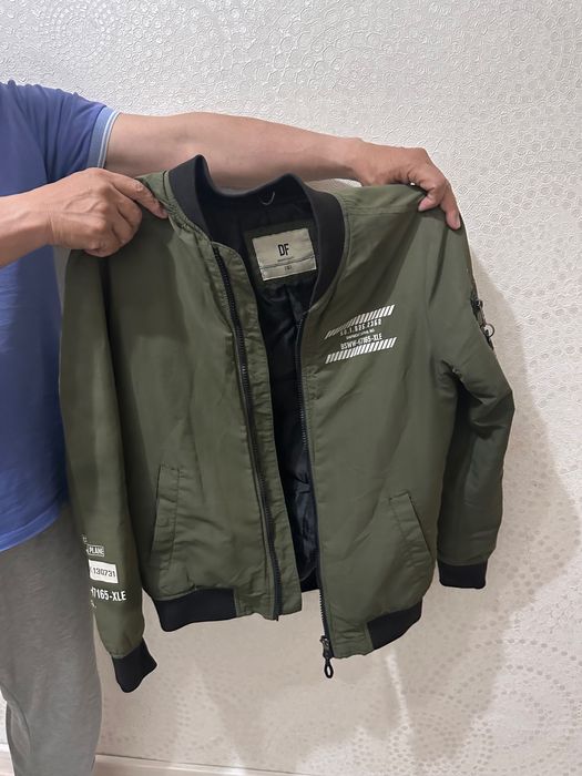 Отдам даром мужских вещей