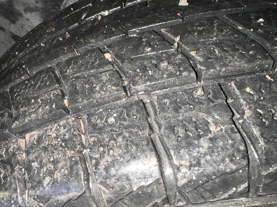 Продаю зимнюю резину