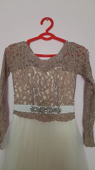 Вечерний платье продаётся