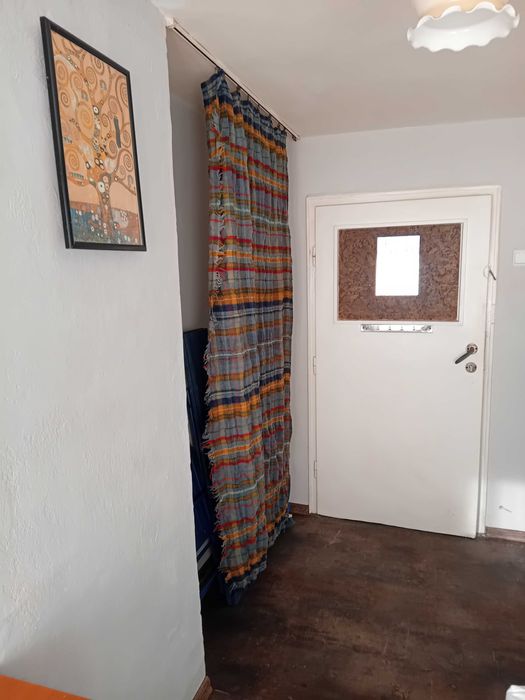 Дава се под наем  в Варна, Център - 10 кв.м за 69.36 € - Снимка #3
