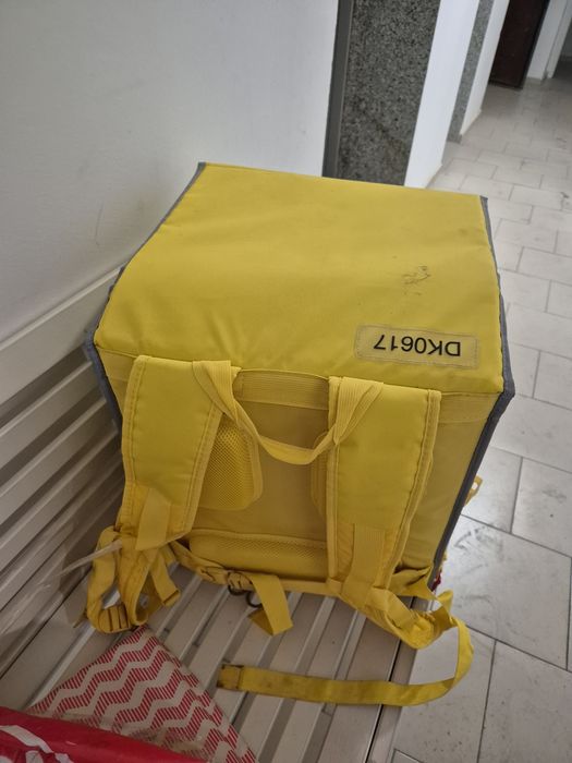 Продам сумка Яндекс в хоршем состоянии