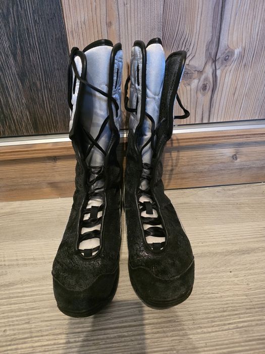 Високи маратонки