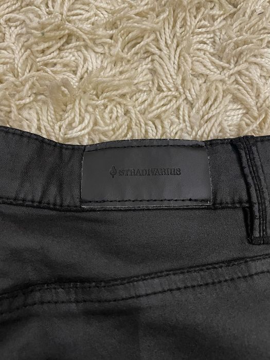 Кожен панталон от Stradivarius